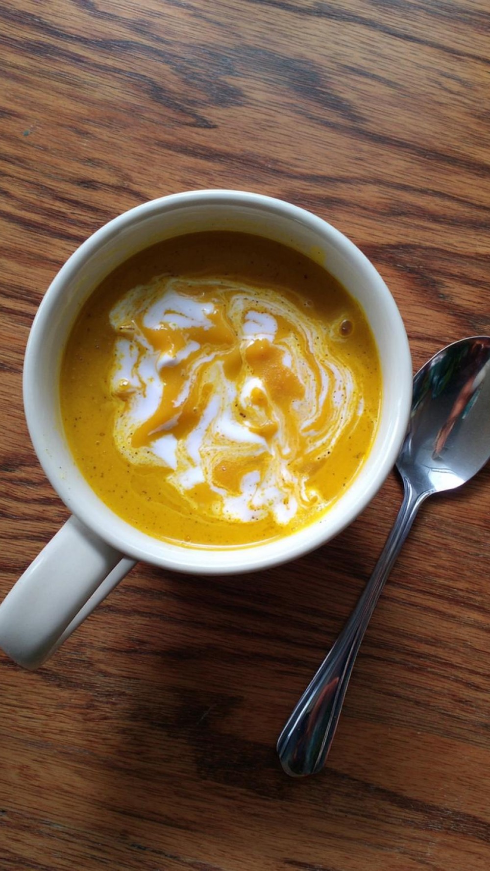 24 Aromatisch variierte Kürbissuppen