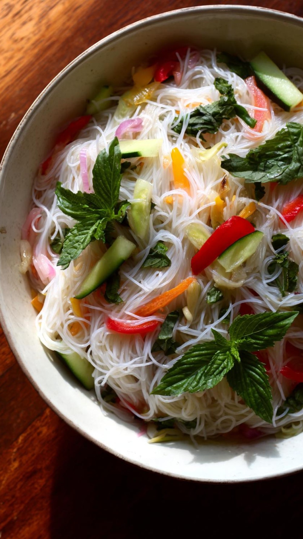 31 Kleurrijke Rijstnoedelcreaties