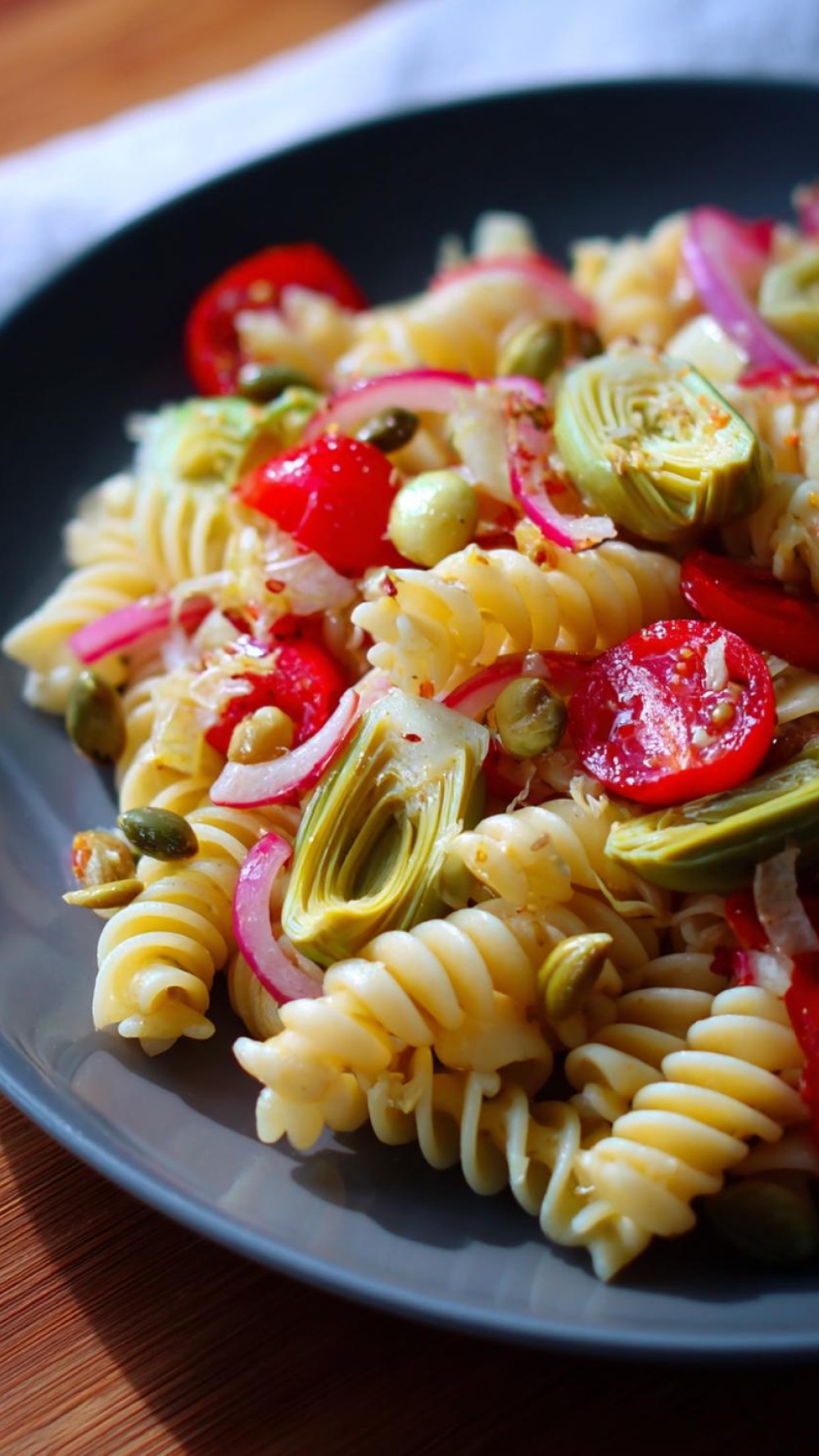 17 Kleurrijke Kruiden-Pasta Innovaties